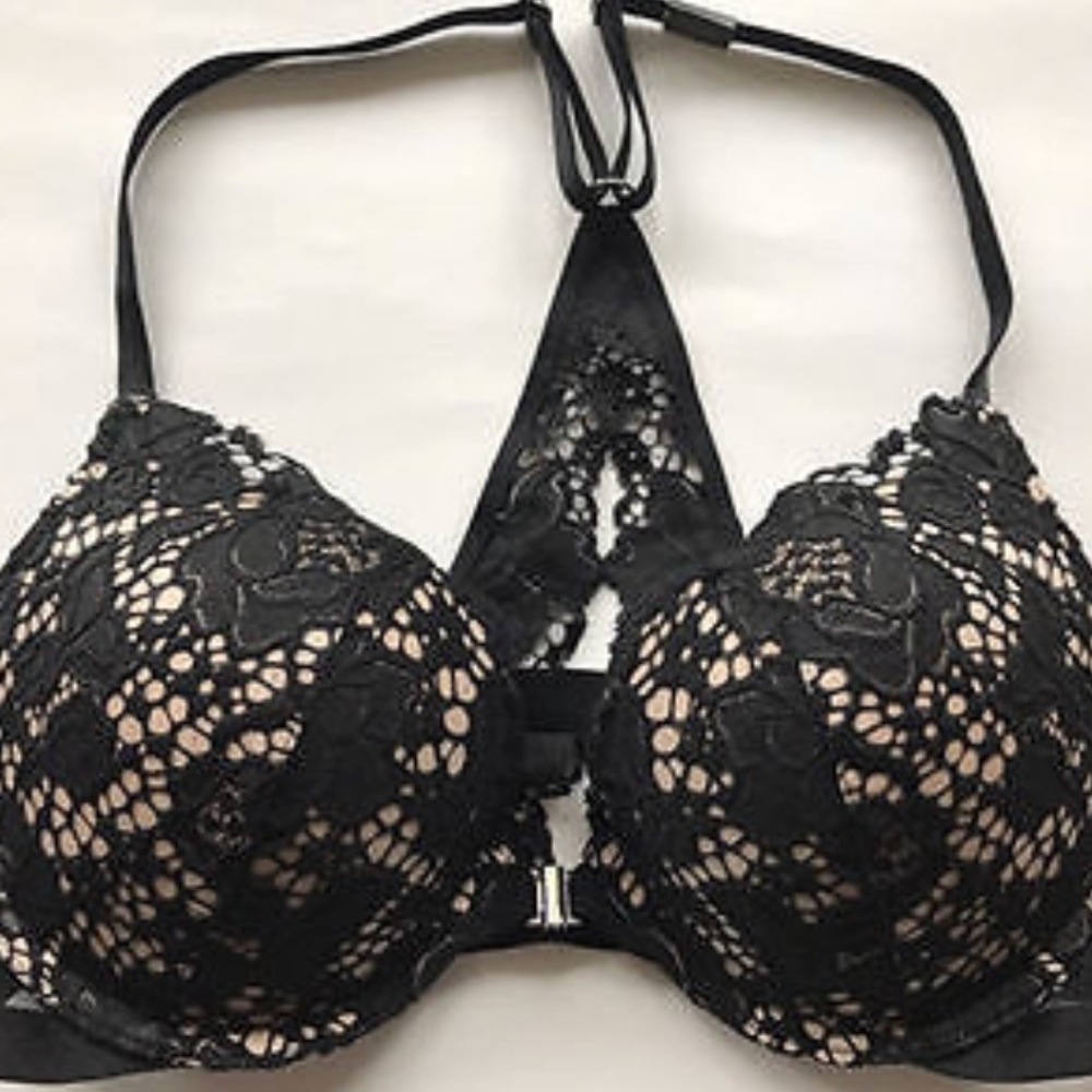 Victoria’s Secret “Very Sexy” lace push-up